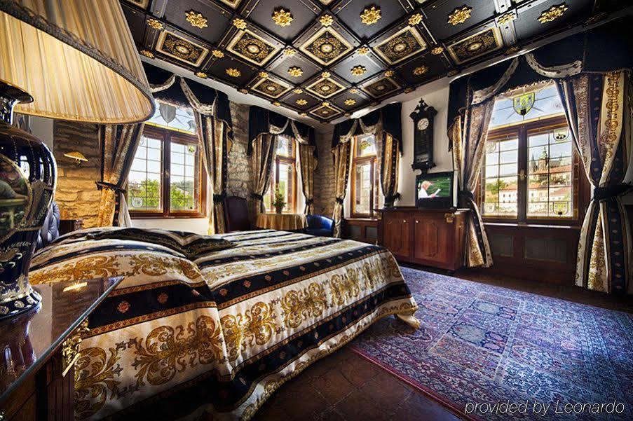 U Pava Hotel Prague Room photo