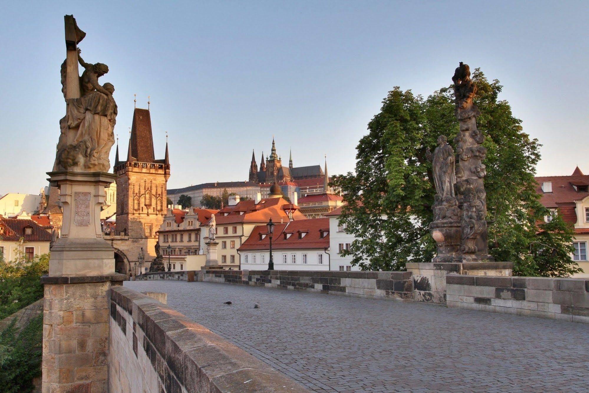U Pava Hotel Prague Exterior photo