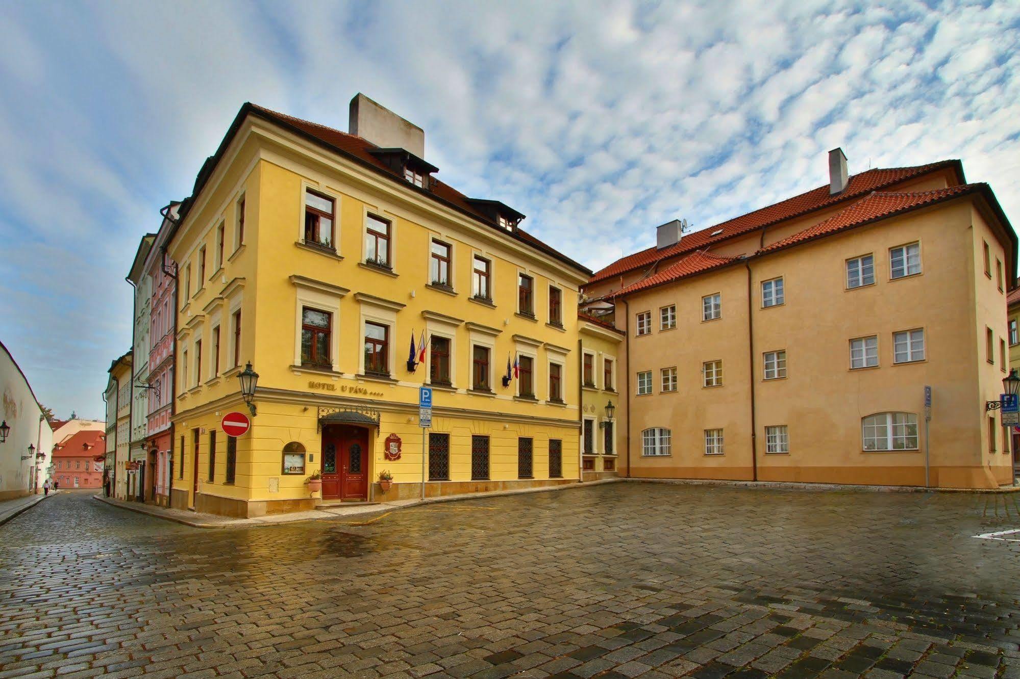 U Pava Hotel Prague Exterior photo